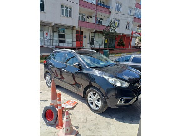 Takas Olur Sahibinden Hyundai ix35 1.6 GDI Style Plus 2011 Model  174.000 km Siyah