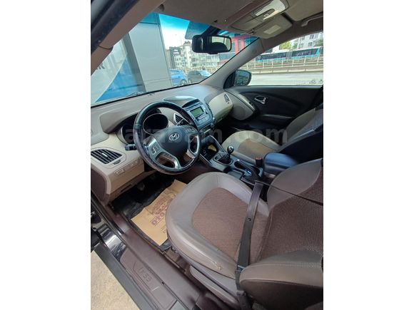 Takas Olur Sahibinden Hyundai ix35 1.6 GDI Style Plus 2011 Model  174.000 km Siyah