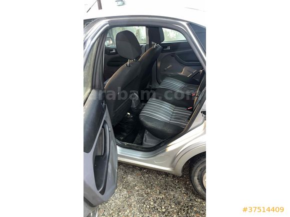 Sahibinden Ford Focus 1.6 Comfort 2011 Model Ankara