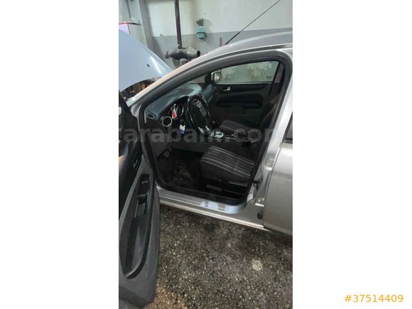 Sahibinden Ford Focus 1.6 Comfort 2011 Model Ankara
