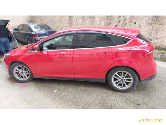 Memurdan Bakımlı Ford Focus 1.6 Ti-VCT Trend X 2015 Model Fiyat Uygun ACİL