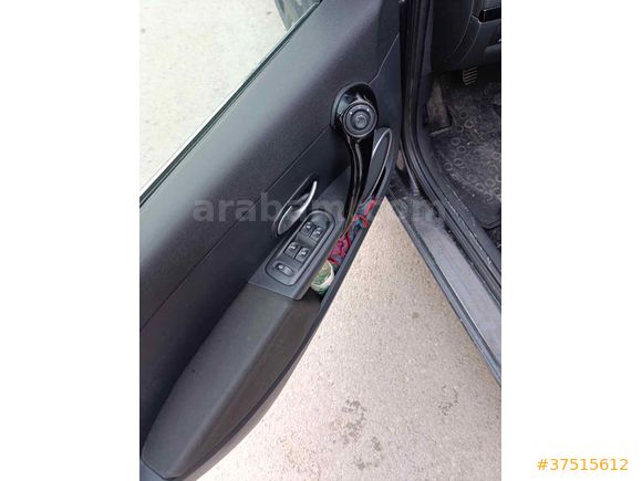  “ACİL”Sahibinden Renault Clio 1.2 Night & Day 2012 Model 