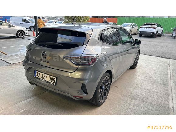 Sahibinden Renault Clio 1.0 TCe Techno Esprit Alpine 2025 Model 