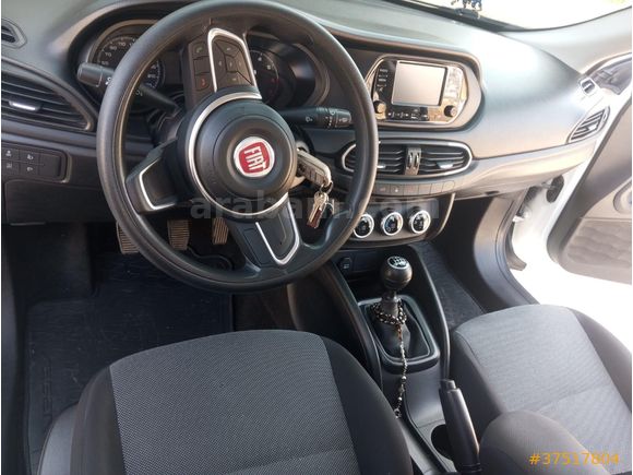 Sahibinden Fiat Egea 1.4 Fire Easy 2023 Model