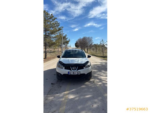 Sahibinden Nissan Qashqai 1.6 Black Edition 2013 Model