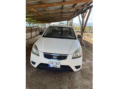 Sahibinden Kia Rio 1.5 CRDi Trend 2011 Model  260.000 km Beyaz