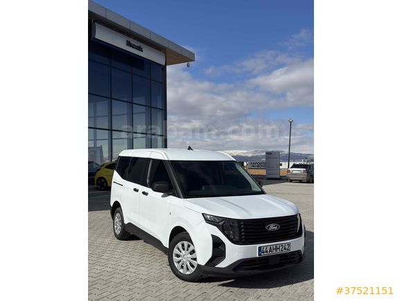 Sahibinden Ford Tourneo Courier 1.5 EcoBlue Trend 2024 Model 