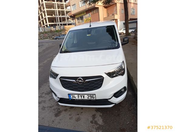 SAHİBİNDEN SATILIK COMBO LİFE OTOMATİK 1.5 CDTI Edition 2022 Model acil satılık