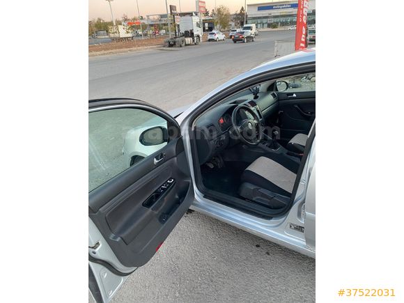 Sahibinden Volkswagen Golf 1.6 Primeline 2006 Model  300.000 km 10 ACİLDE