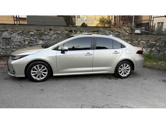 Sahibinden Toyota Corolla 1.5 Dream X-Pack 2024 Model 