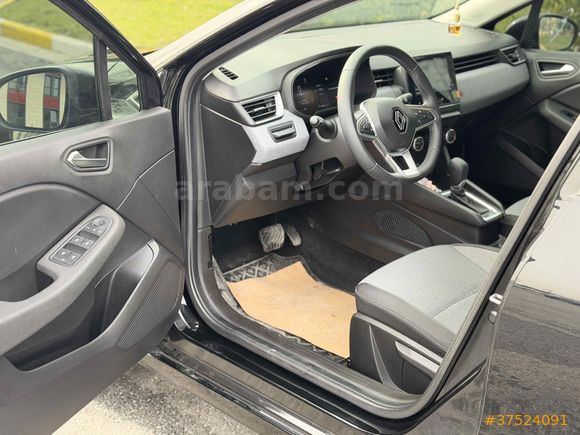 Sahibinden Renault Clio 1.0 TCe Evolution 2023 Model 