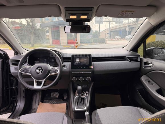 Sahibinden Renault Clio 1.0 TCe Evolution 2023 Model 