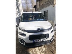 Sahibinden Citroen Berlingo 1.5 BlueHDI 2022 Model  70.000 km Beyaz Takas düşünürüm