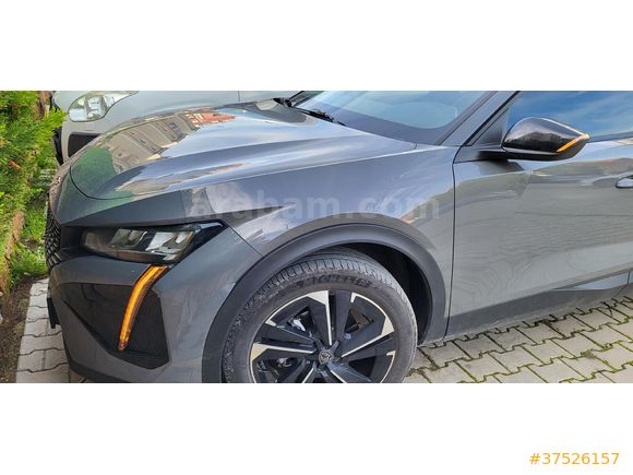 Sahibinden Peugeot 408 Allure 2025 Model 10.000km Selenium  Gri