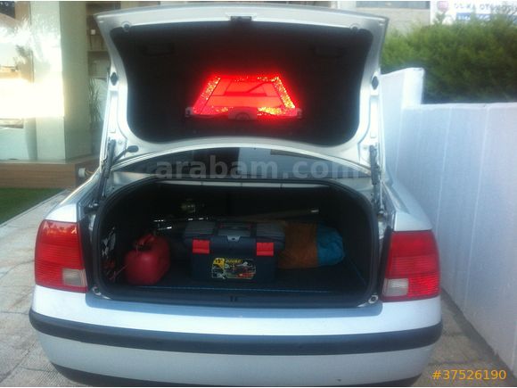 Sahibinden Emsalsiz Çok Temiz Volkswagen Passat 1.8 Basic 1998 Model 