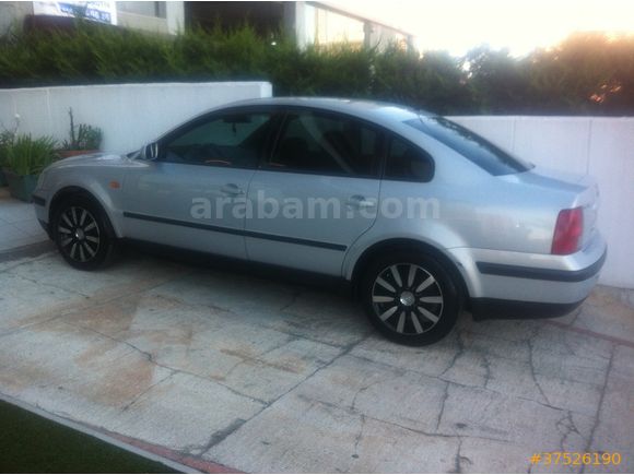Sahibinden Emsalsiz Çok Temiz Volkswagen Passat 1.8 Basic 1998 Model 