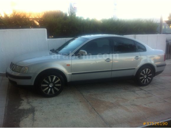 Sahibinden Emsalsiz Çok Temiz Volkswagen Passat 1.8 Basic 1998 Model 