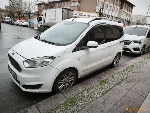Galeriden Ford Tourneo Courier 1.6 TDCi Titanium 2015 Model İstanbul