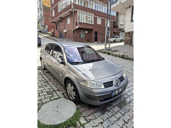 Sahibinden Renault Megane 1.6 Dynamique 2005 Model