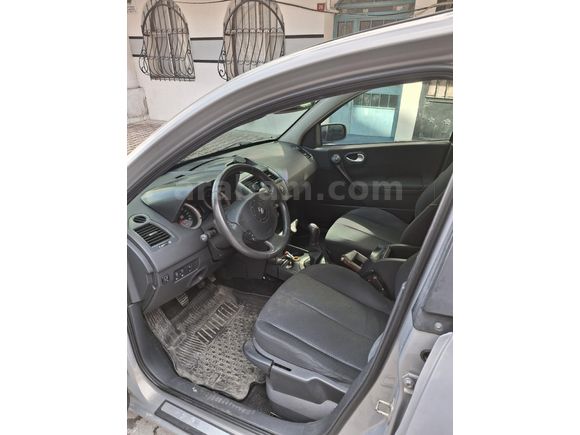 Sahibinden Renault Megane 1.6 Dynamique 2005 Model