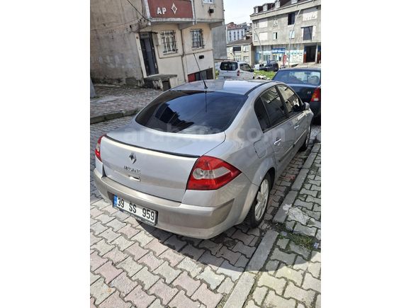 Sahibinden Renault Megane 1.6 Dynamique 2005 Model