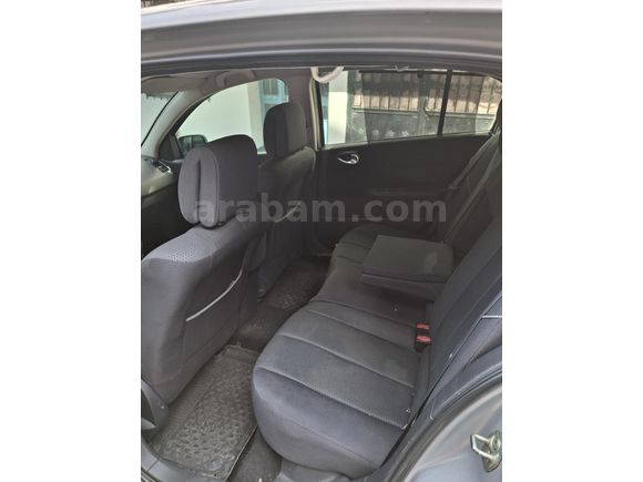 Sahibinden Renault Megane 1.6 Dynamique 2005 Model