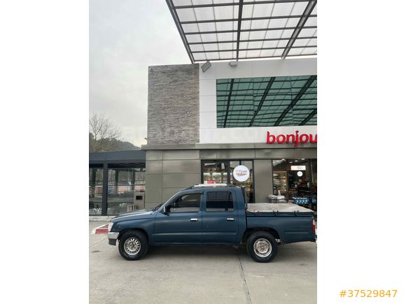 Sahibinden Toyota Hilux 2.4 D 2000 Model 
