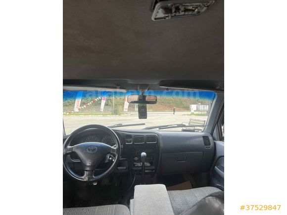Sahibinden Toyota Hilux 2.4 D 2000 Model 