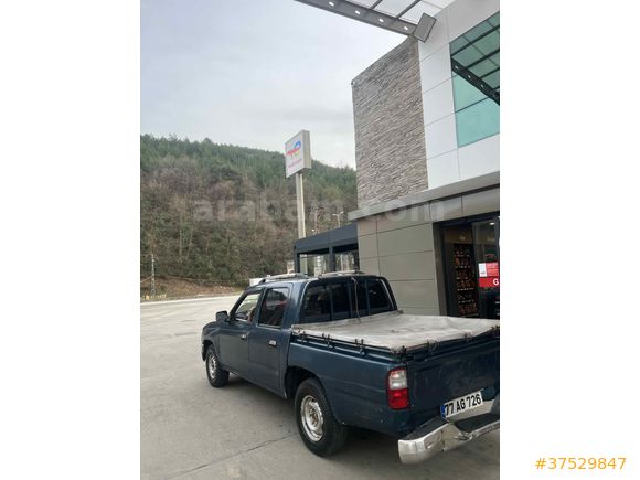 Sahibinden Toyota Hilux 2.4 D 2000 Model 