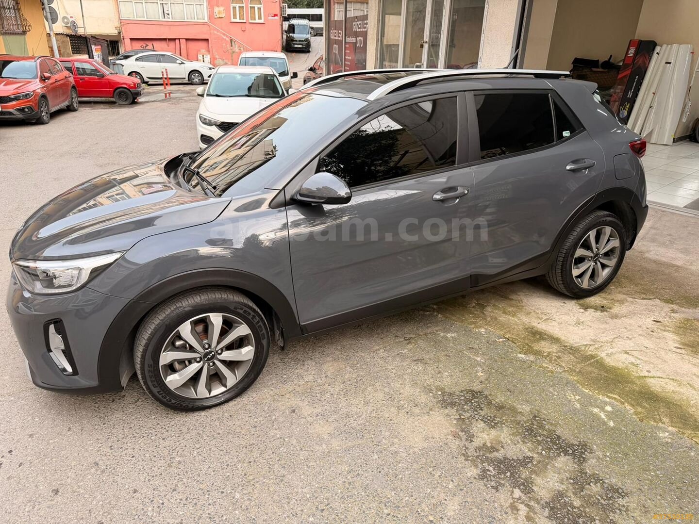 GZL AUTO'DAN 2022 KİA STONİC SUNROOF OTOMATİK 100KM 3