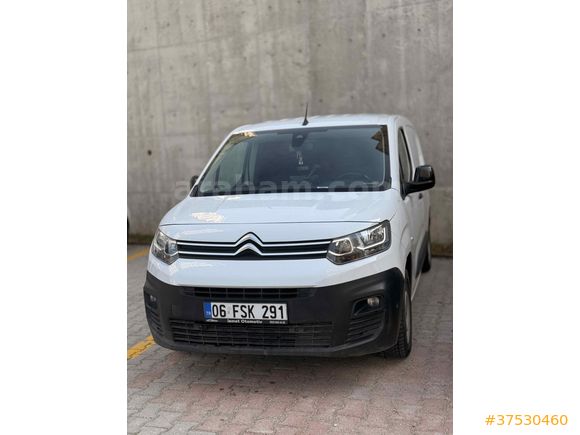 Sahibinden Citroen Berlingo 1.5 BlueHDI 2022 Model 