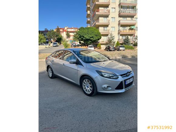 Sahibinden Ford Focus 1.6 Ti-VCT Titanium 2012 Model