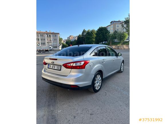 Sahibinden Ford Focus 1.6 Ti-VCT Titanium 2012 Model