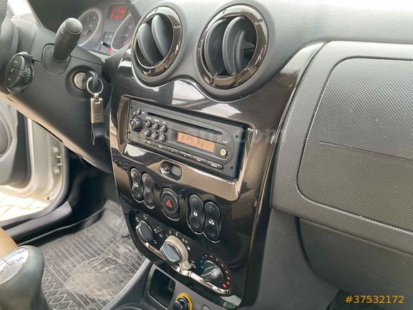 Sahibinden Dacia Duster 1.5 dCi Laureate 2011 Model 