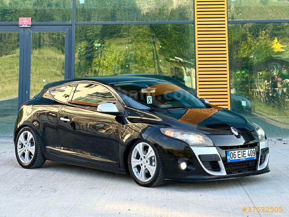 ACİL Megane 3 coupe tek değişen