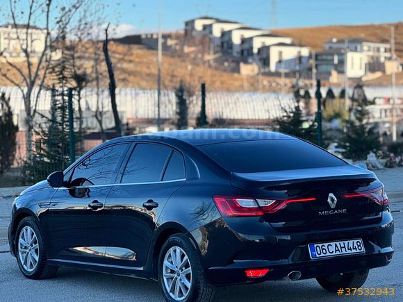 Galeriden Renault Megane 1.5 dCi Touch 2020 Model Elazığ
