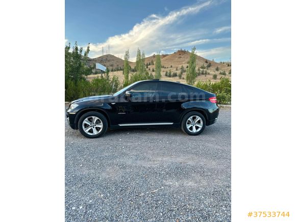 Sahibinden BMW X6 35d xDrive 2011 Model  326.000 km Siyah
Kredi kartına tek çekim,, VADE 
% 25 peşin. 24 aya kadar teminatlı kredili satış  vade   Far