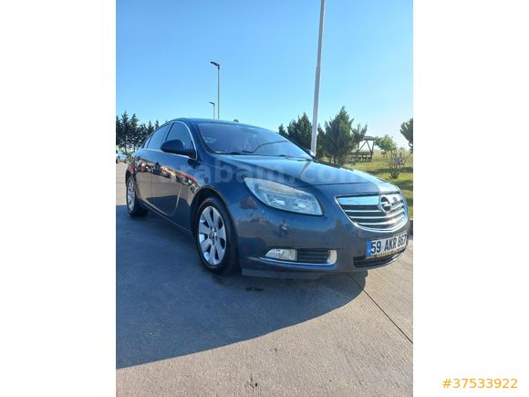 Sahibinden Opel Insignia 1.6 T Edition 2010 Model  251.000 km Mavi (metalik)