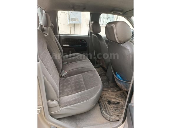 Sahibinden Isuzu D-Max 3.0 D 4x4 2005 Model