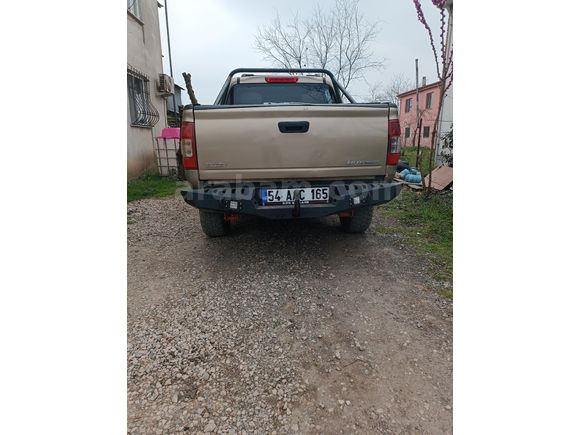 Sahibinden Isuzu D-Max 3.0 D 4x4 2005 Model