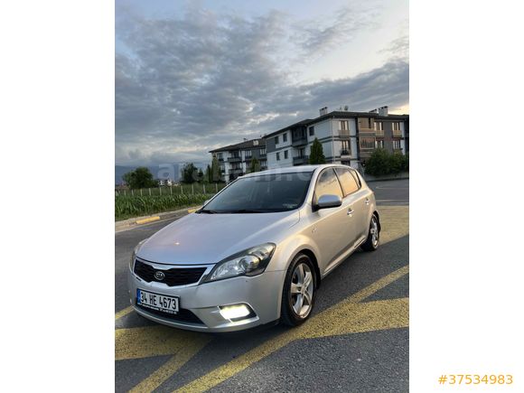 Sahibinden Kia Ceed 1.6 CRDi Motion 2011 Model 