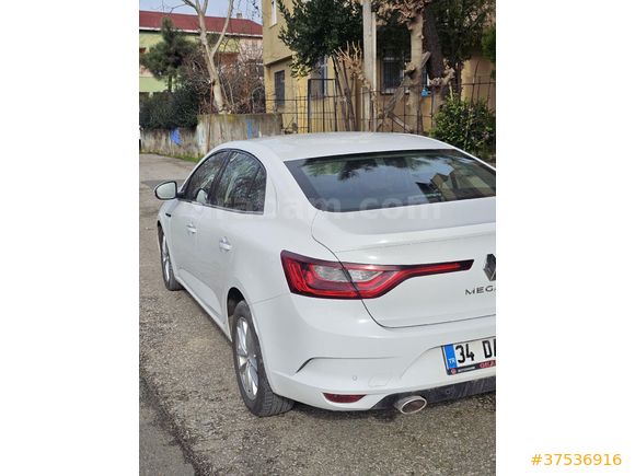 Sahibinden Renault Megane 1.5 Blue DCI Touch 2020 Model