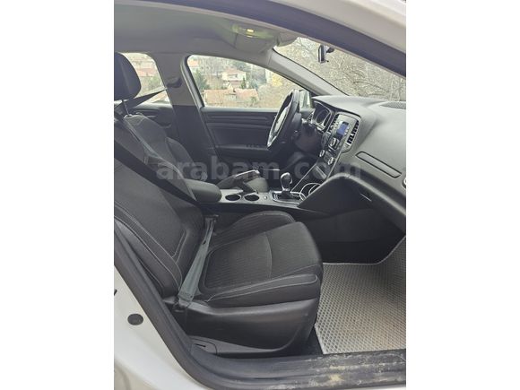 Sahibinden Renault Megane 1.5 Blue DCI Touch 2020 Model