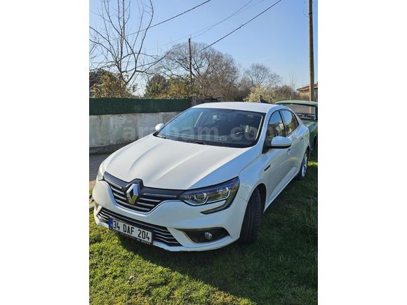 Sahibinden Renault Megane 1.5 Blue DCI Touch 2020 Model