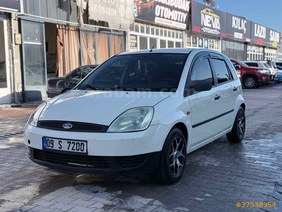 Sahibinden Ford Fiesta 1.4 Comfort 2005 Model 