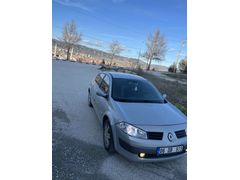 Sahibinden Renault Megane 1.6 Dynamique 2004 Model 
Temiz brodwaylede  takas olur 