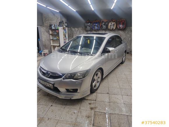 Sahibinden Civic 1.6 i-VTEC Elegance Fuul bakımlı