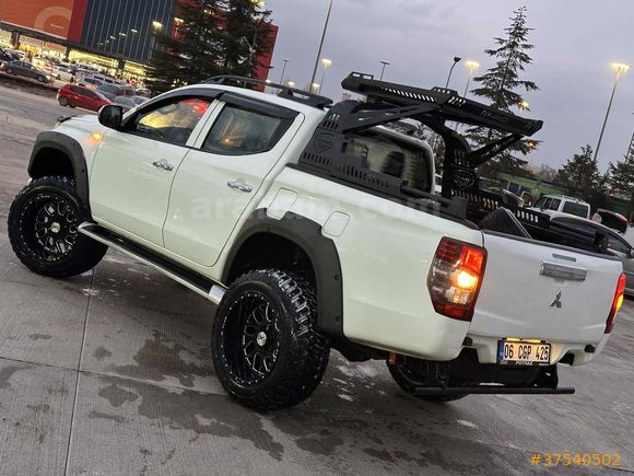 Sahibinden Mitsubishi L 200 4x4 Storm 2020 Model 