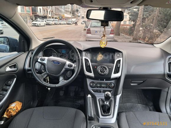 Sahibinden Ford Focus 1.6 TDCi Titanium 2014 Model
