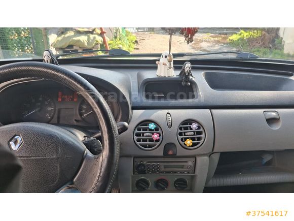 Sahibinden Renault Kangoo 1.5 dCi Expression 2010 Model